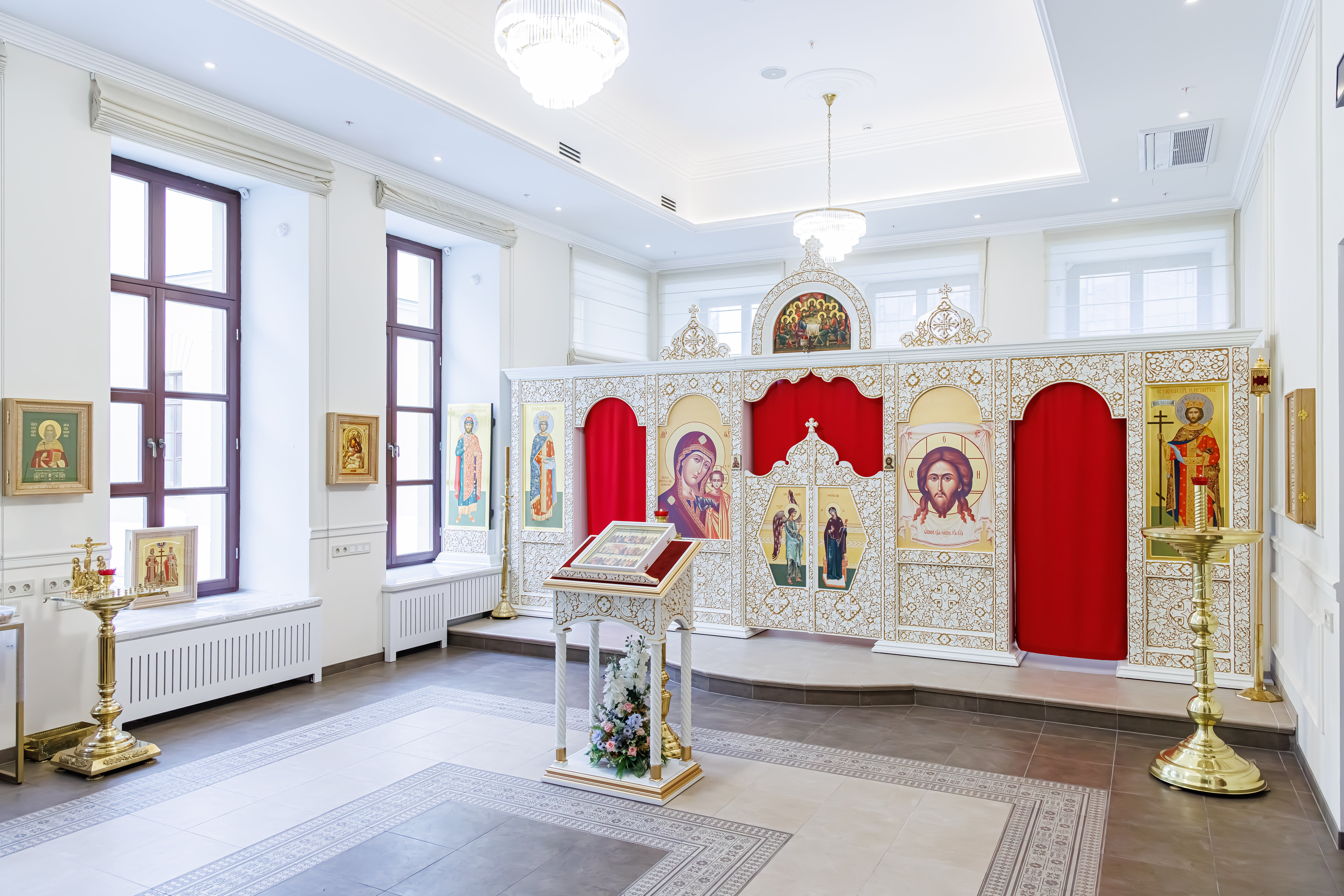 Константина и Елены равноапостольных в Фанагорийских казармах